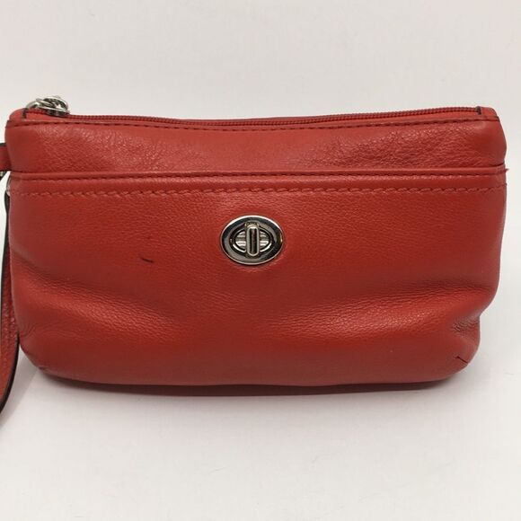 Coach Park Red Pebbled Leather Wristlet with nickel hardware - Picture 2 of 16